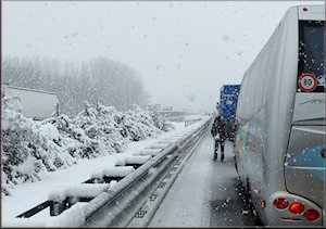 Schnee auf der Autobahn